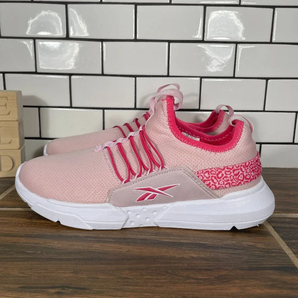 Reebok Youth Girls Size 6 Shoes Pink White Lightweight Slip On Trainers Sneakers